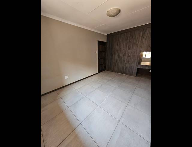 1 BEDROOM APARTMENT FOR SALE IN KENLEAF